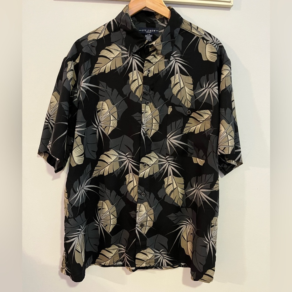🌷Ivy Crew classic /for vacation Hawaiian shirt /Leaves printed